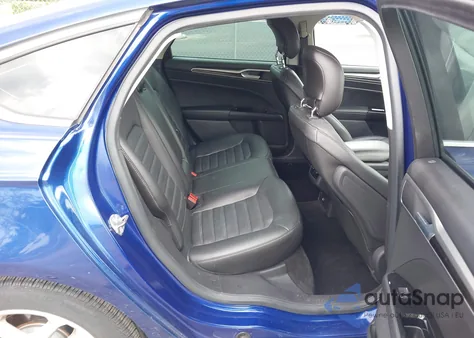 2015 Ford Fusion Se z USA, uszkodzony, nr VIN 3FA6P0HD8FR141717